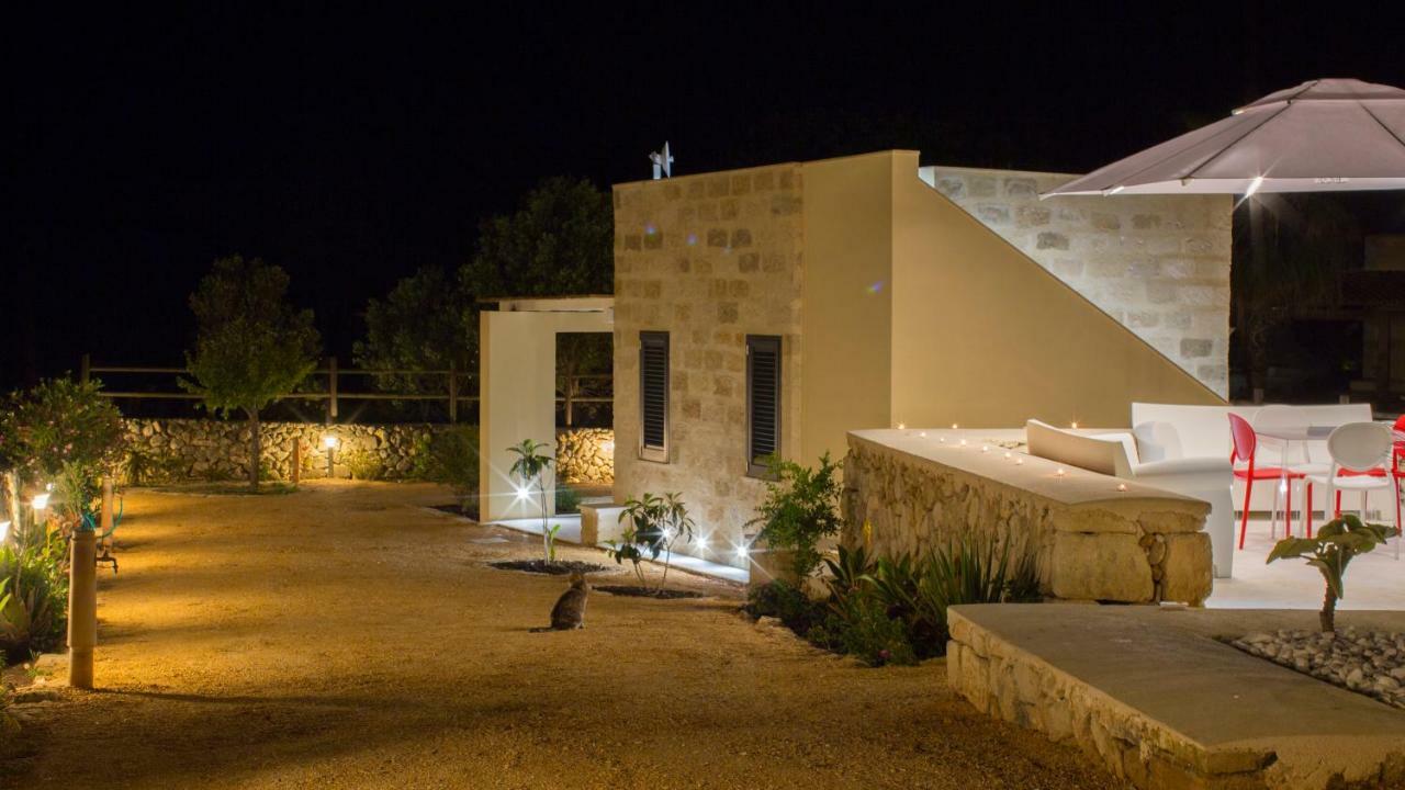 Le Suites Del Carrubo Favignana Dış mekan fotoğraf